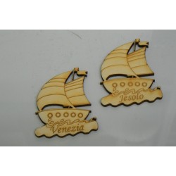 Magnete in legno barca personalizzabile con il nome della tua citta' minimo 50 pezzi