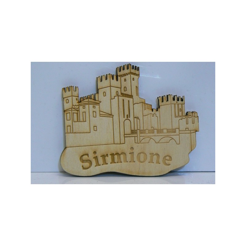 Magnete in legno castello Sirmione personalizzabile con la localita'