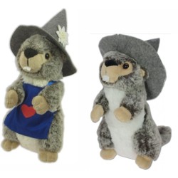 Marmotta con grembiule blu e cappello assortite peluche cm 23 H