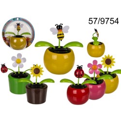 57/9754 - Fiore con movimento & insetto in vaso di plastica con panello solare, ca 11 cm, 6 ass. su blister da appendere, 1200/