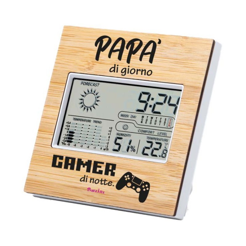 Stazione meteo in bambù funzione calendario e sveglia con stampa papà gamer festa del papà